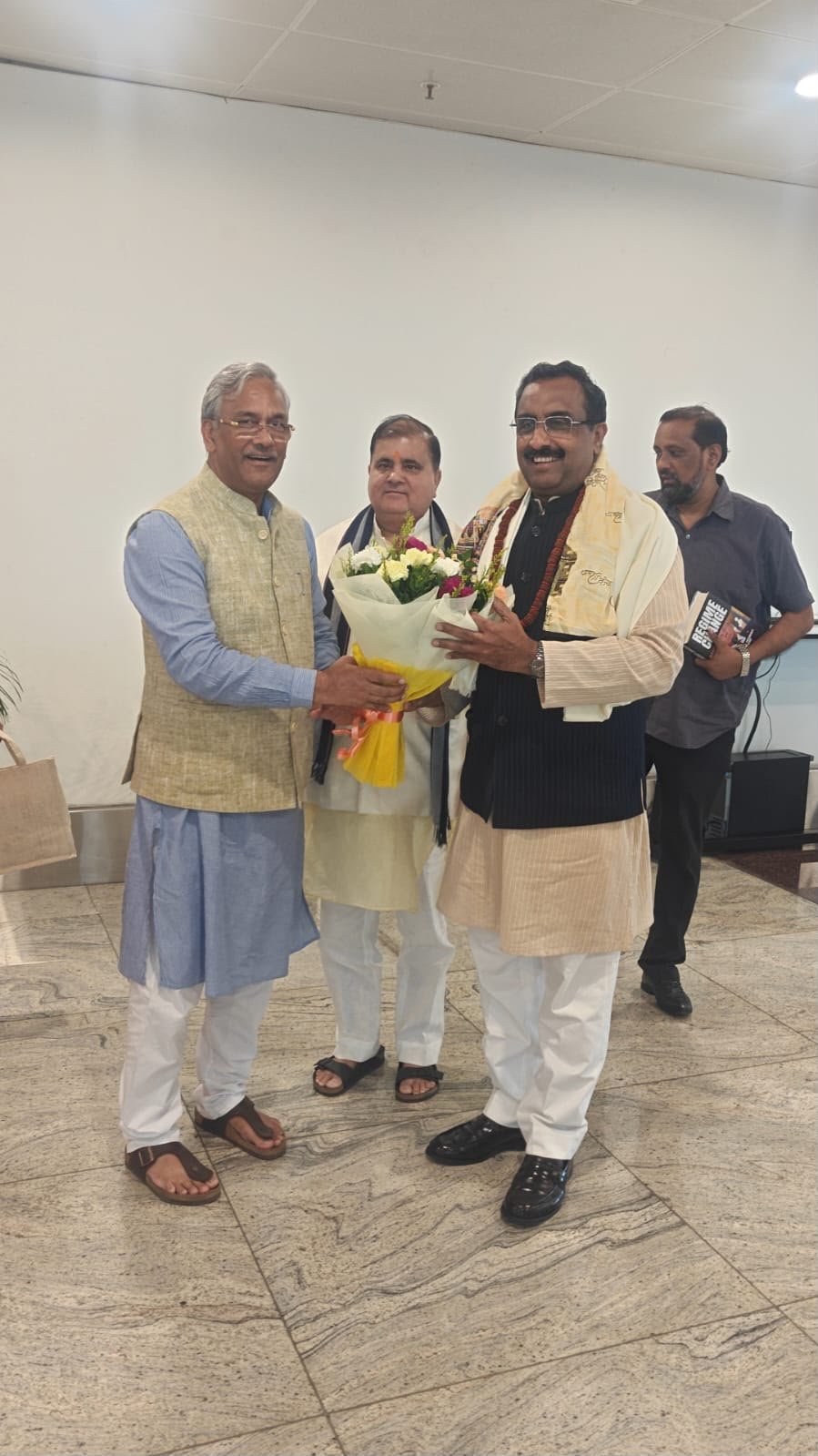 प्रभारी बनाए जाने के बाद राम माधव का पहला उत्तराखंड दौरा, सांसद त्रिवेंद्र रावत ने किया स्वागत